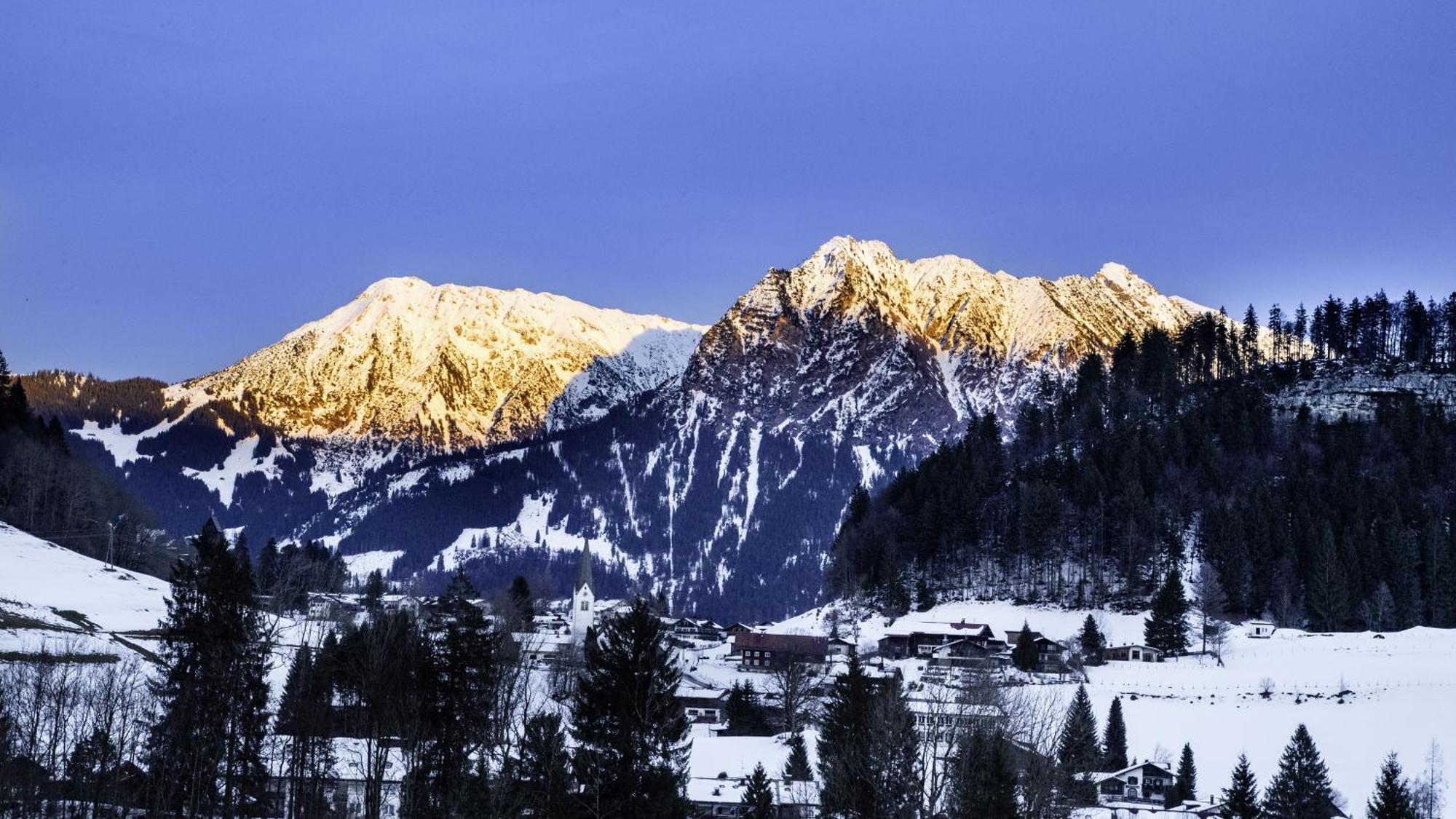 Alpenhotel Oberstdorf - Ein Rovell Hotel Exterior foto