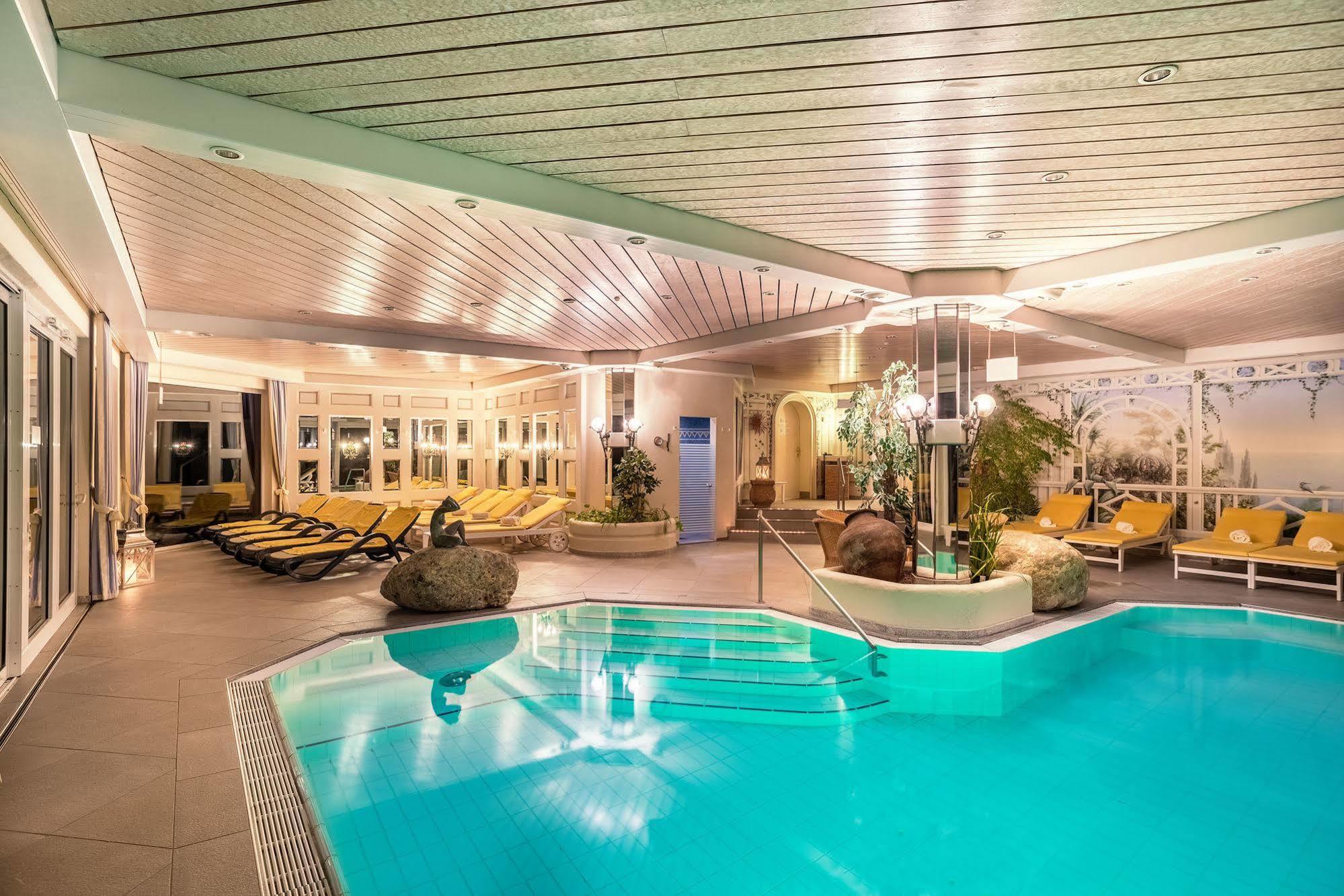 Alpenhotel Oberstdorf - Ein Rovell Hotel Exterior foto
